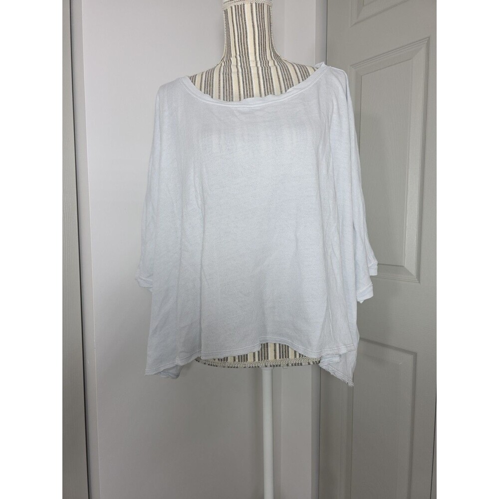 Torrid Festi Crop Size 2 Oversized T-Shirt Raw Hem (Very Light Blue) Cap Sleeve